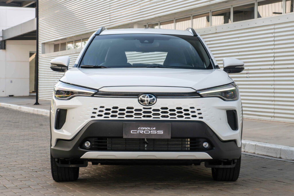corolla cross híbrido